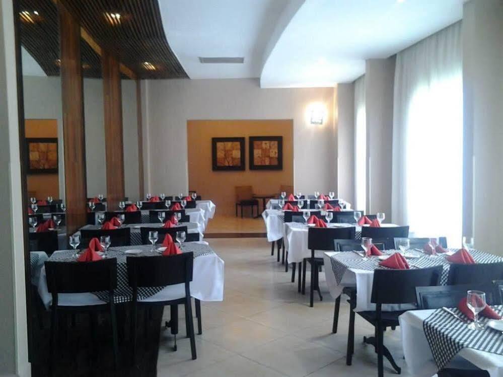 Taua Hotel Atibaia Extérieur photo